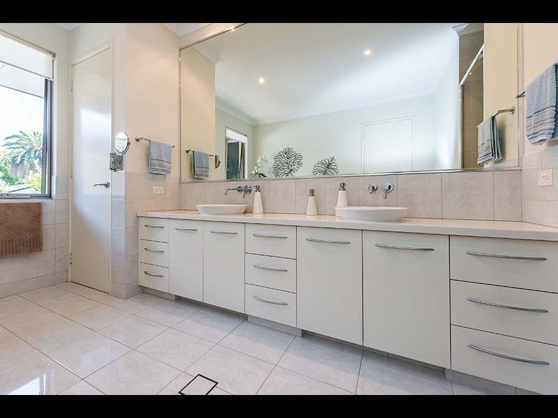 92 Labouchere Road, South Perth WA 6151