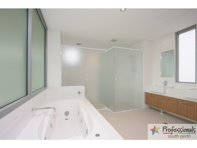 6/4 Scott Street, South Perth WA 6151