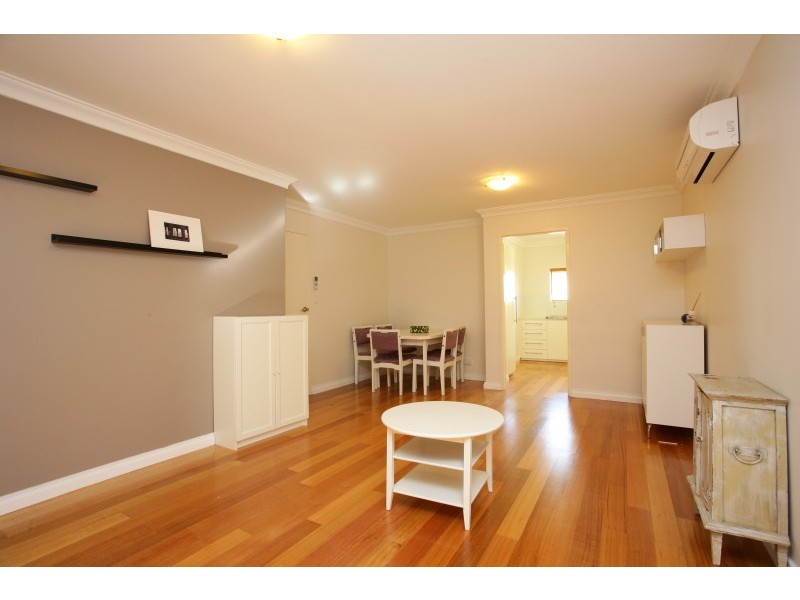2/39 Axford Street, Como WA 6152