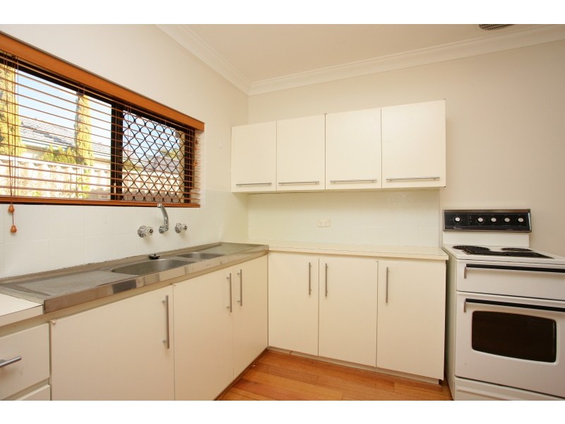 2/39 Axford Street, Como WA 6152