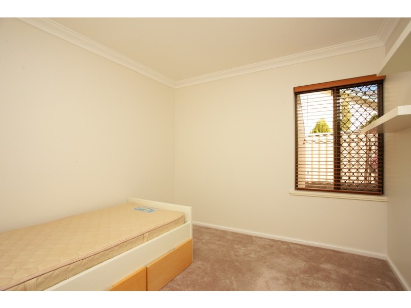 2/39 Axford Street, Como WA 6152