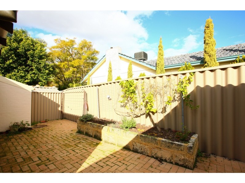 2/39 Axford Street, Como WA 6152