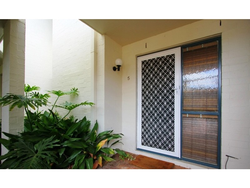 5/2 Manning Tce, South Perth WA 6151