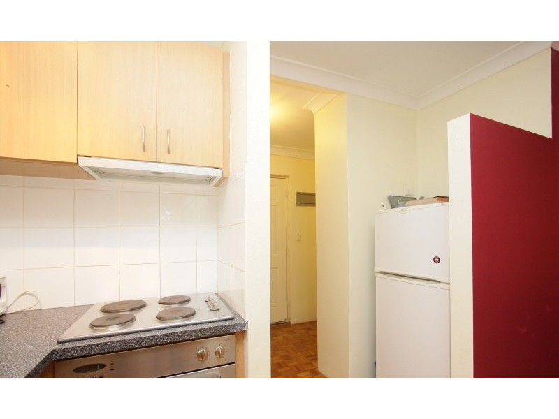 5/2 Manning Tce, South Perth WA 6151