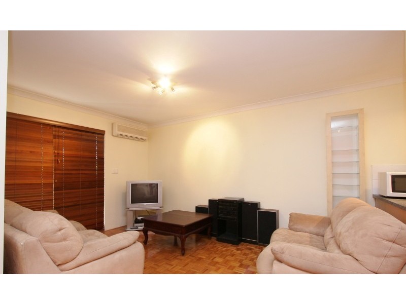 5/2 Manning Tce, South Perth WA 6151