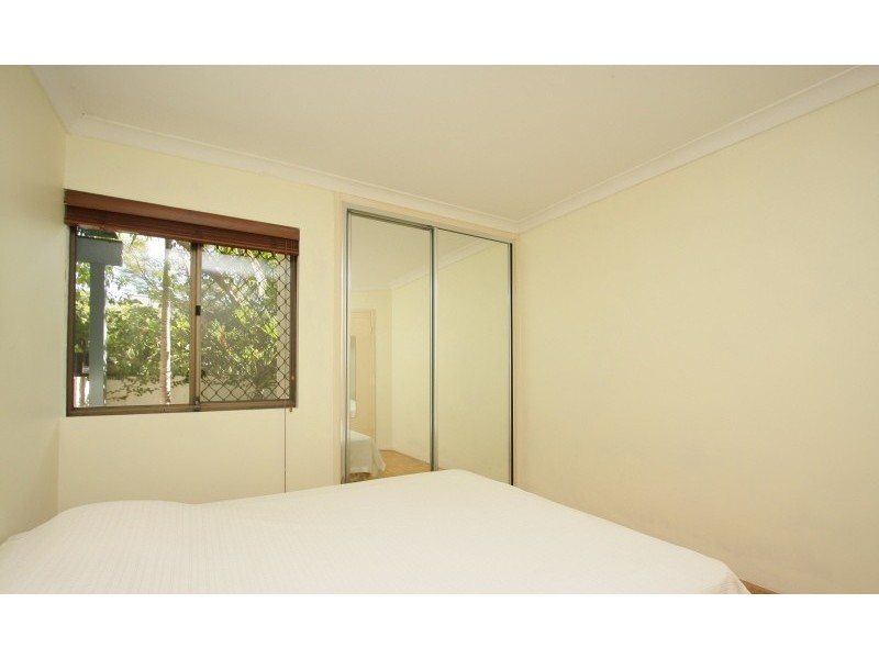 5/2 Manning Tce, South Perth WA 6151