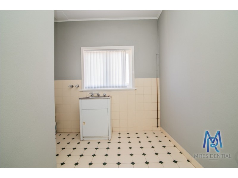 27 Sherwood Street, Maylands WA 6051