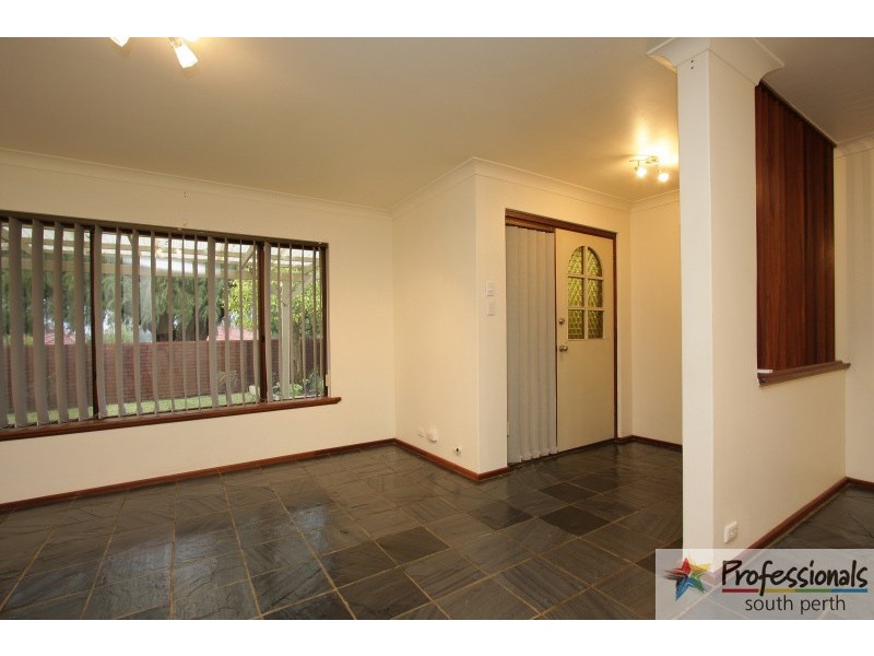 1/33  Park st, Como WA 6152