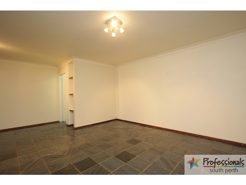 1/33  Park st, Como WA 6152