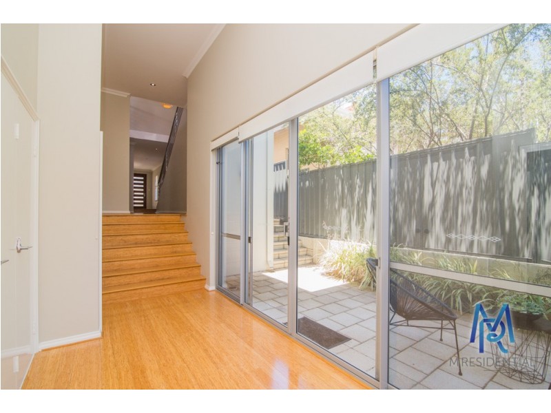 147b Lockhart Street, Como WA 6152