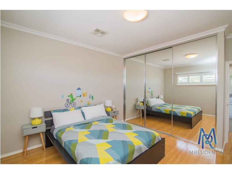 147b Lockhart Street, Como WA 6152