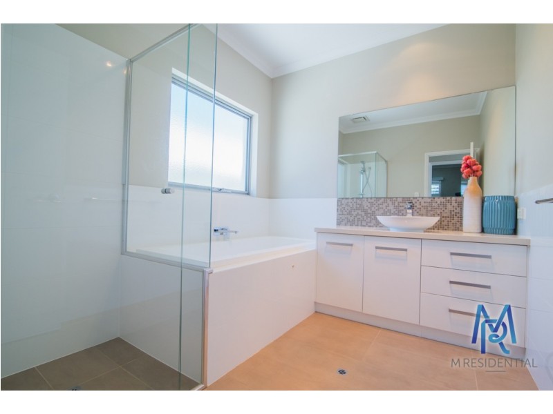 147b Lockhart Street, Como WA 6152