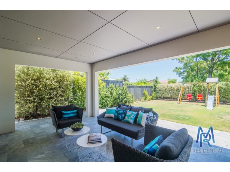 147b Lockhart Street, Como WA 6152