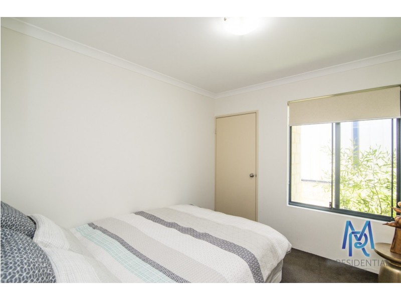 12b Harriett Place, Cloverdale WA 6105