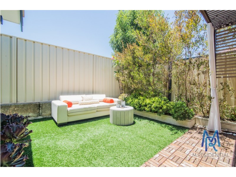 12b Harriett Place, Cloverdale WA 6105