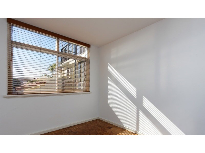 3/45 Robert street, Como WA 6152