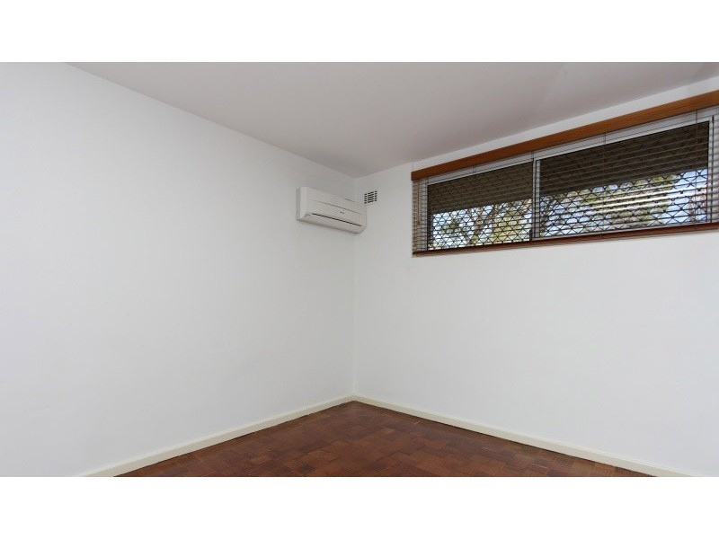 3/45 Robert street, Como WA 6152