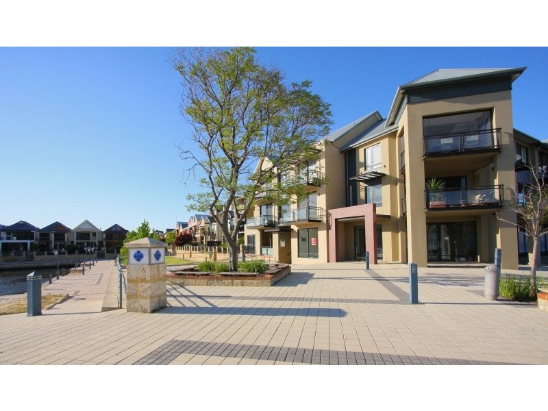 8/10 Marina Drive, Ascot WA 6104