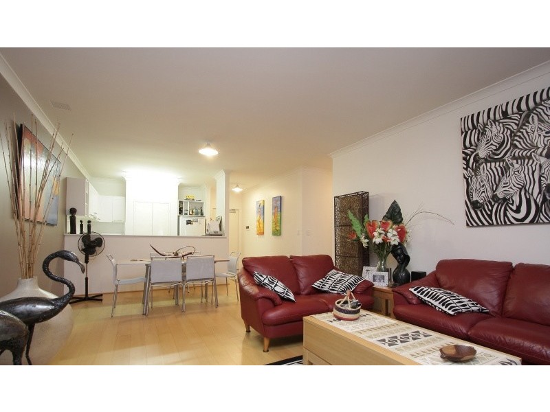 8/10 Marina Drive, Ascot WA 6104