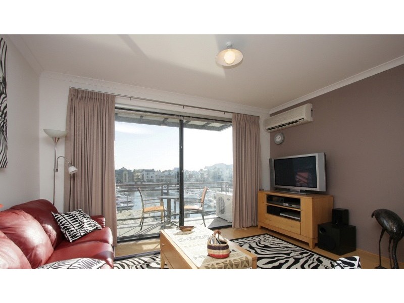 8/10 Marina Drive, Ascot WA 6104