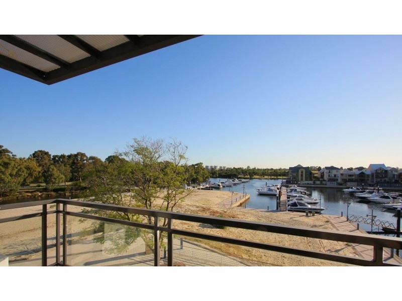 8/10 Marina Drive, Ascot WA 6104