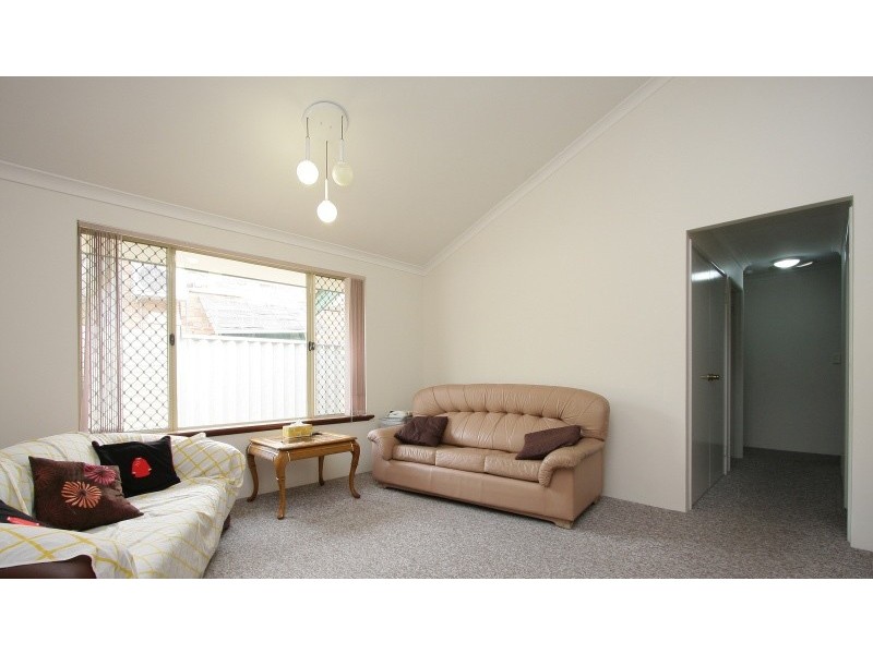 19 Stirk Road, Alfred Cove WA 6154