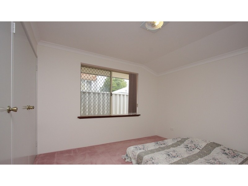 19 Stirk Road, Alfred Cove WA 6154