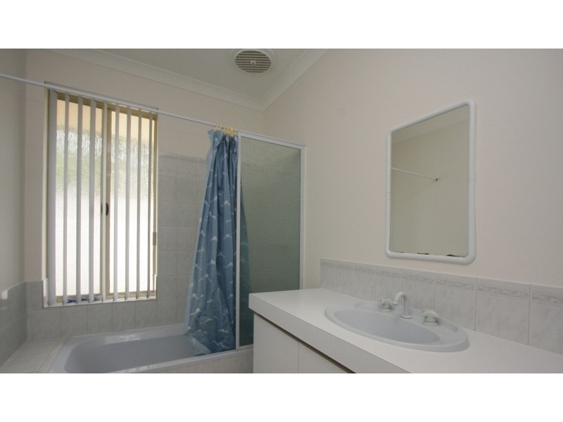 19 Stirk Road, Alfred Cove WA 6154