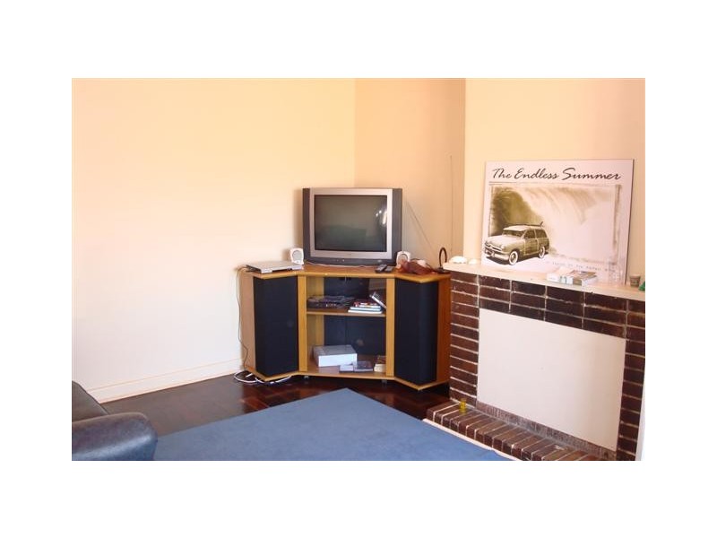 126 Manning road, Manning WA 6152