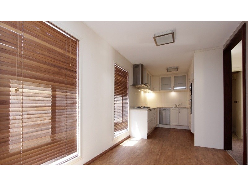 8/189 Coode Street, Como WA 6152