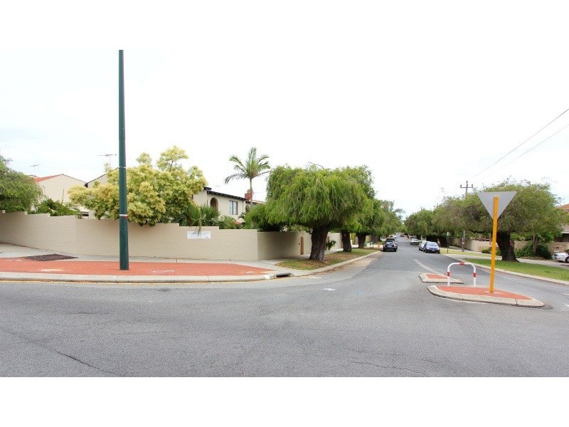 11/21 Angelo street, South Perth WA 6151