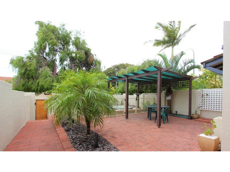 11/21 Angelo street, South Perth WA 6151