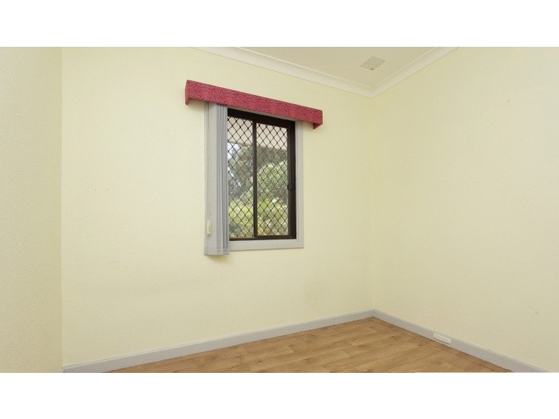 1 Treeby Street, Coolbellup WA 6163