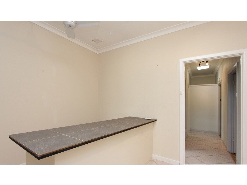 1 Treeby Street, Coolbellup WA 6163