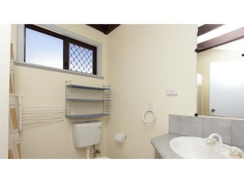 1 Treeby Street, Coolbellup WA 6163