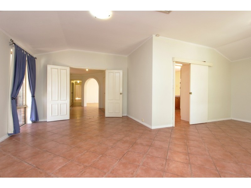 50 Bernier Road, Shelley WA 6148