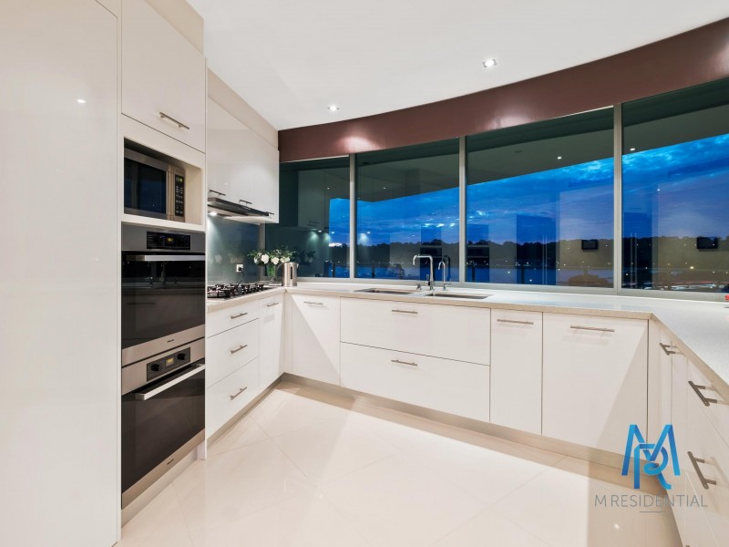 13/4 Scott Street, South Perth WA 6151