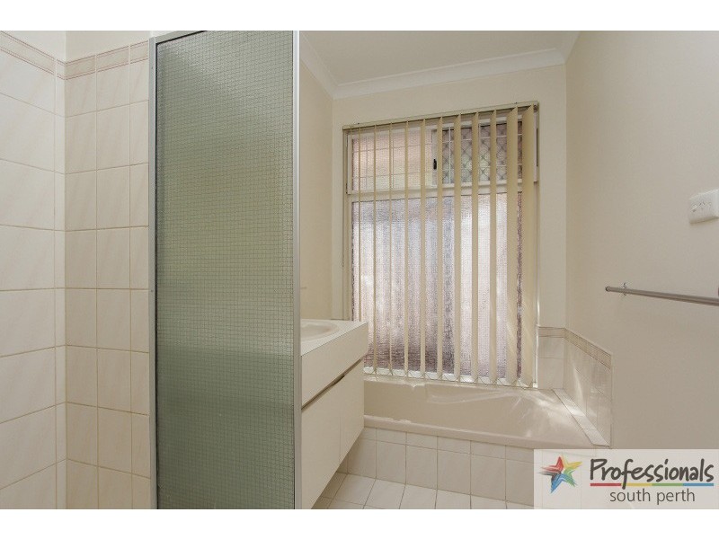 44a Sunbury Road, Victoria Park WA 6100