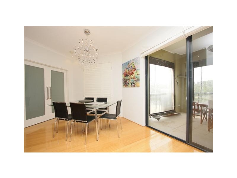9/10 Marina Drive, Ascot WA 6104