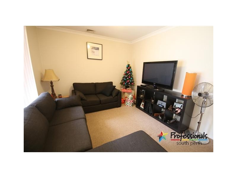 10 Jarman Avenue, Manning WA 6152