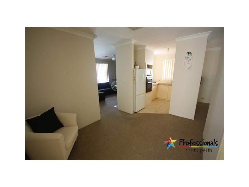 10 Jarman Avenue, Manning WA 6152