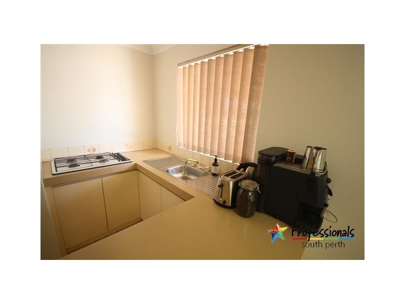 10 Jarman Avenue, Manning WA 6152