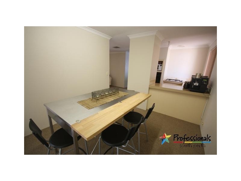 10 Jarman Avenue, Manning WA 6152