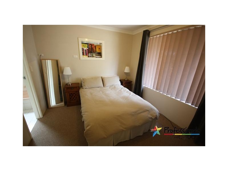 10 Jarman Avenue, Manning WA 6152