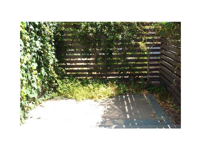 3/34 Cunningham tce, Daglish WA 6008