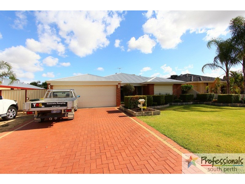 7 Ralphs Street, Seville Grove WA 6112