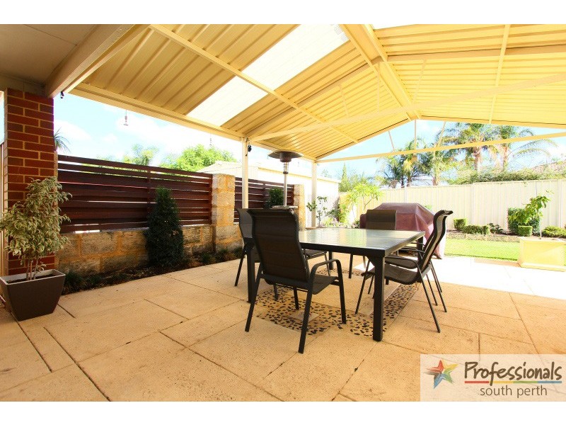 7 Ralphs Street, Seville Grove WA 6112