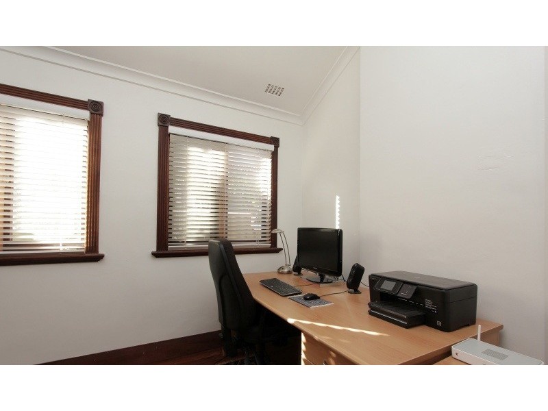 7 Arundel st, Kensington WA 6151