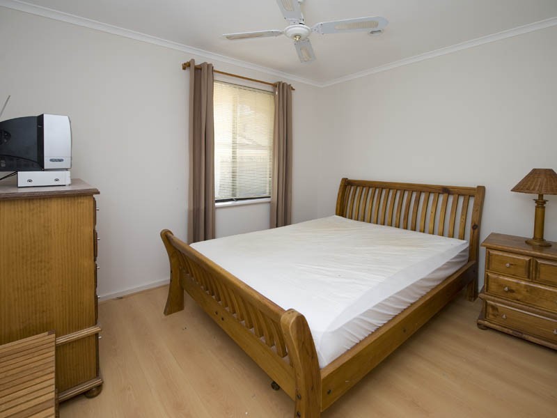 2/4 Jane Road, Applecross WA 6153