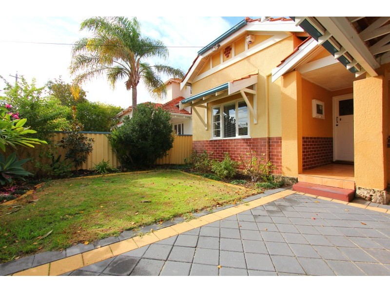 15 Vista Street, Kensington WA 6151